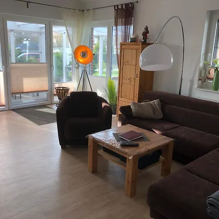 Haus Storchennest Ferienhaus Wiefelstede