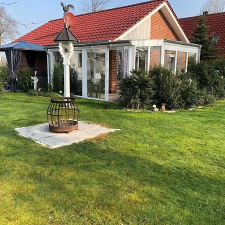 Haus Storchennest * Wiefelstede